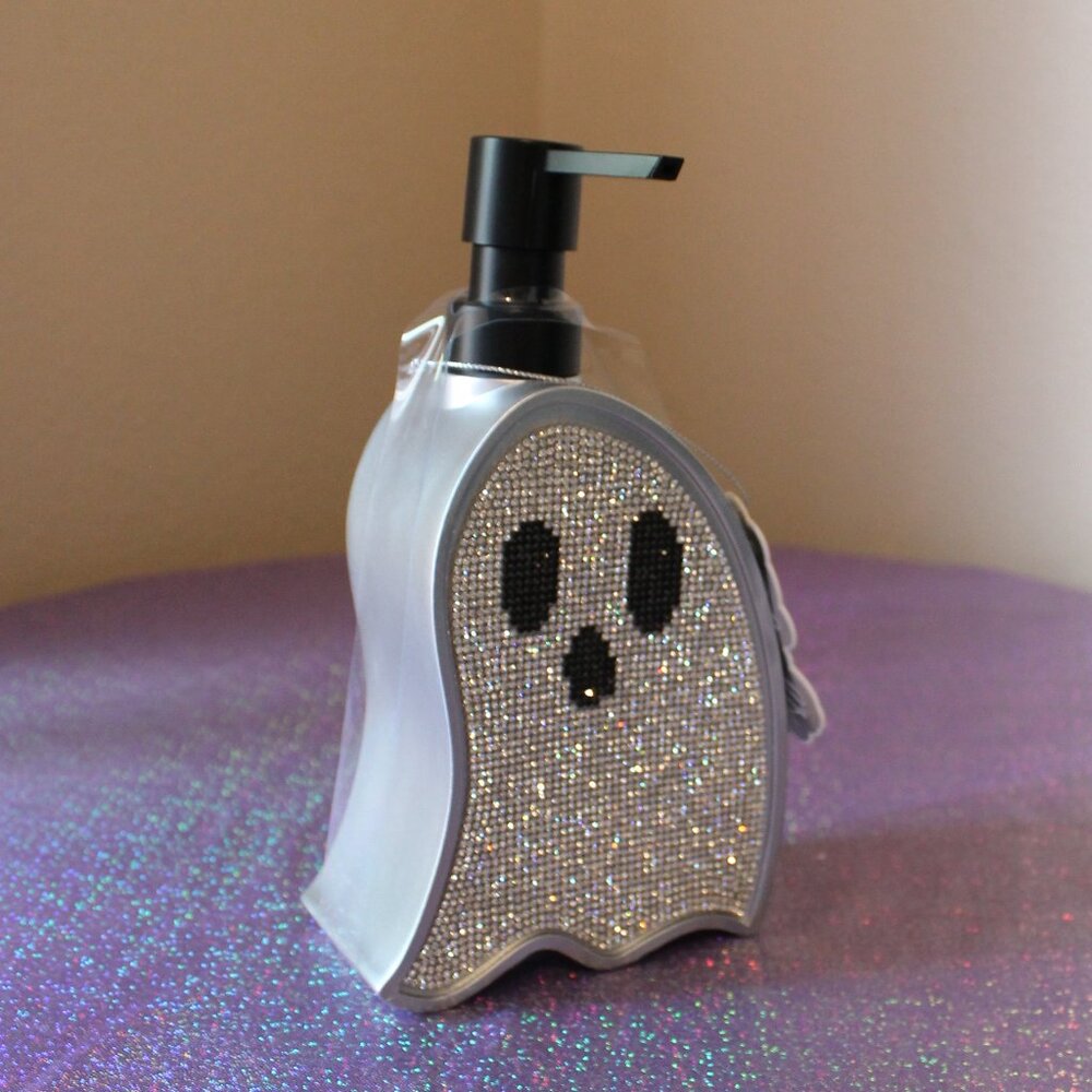 Beautiful Rhinestone Ghost Soap Dispenser by Ghoul's Night NWT